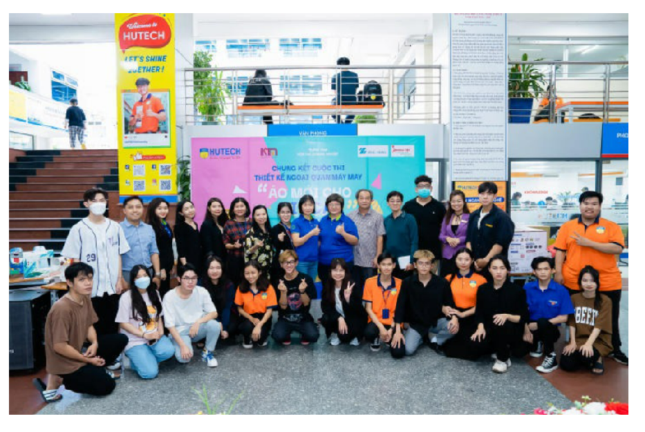 SƠN HOA VIỆT ĐỒNG HÀNH CÙNG CUỘC THI NGHỆ THUẬT TẠI TRƯỜNG ĐẠI HỌC HUTECH